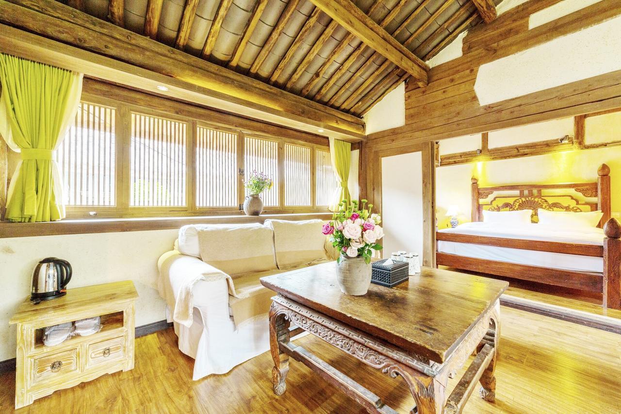 Lijiang Shuhe Yuefeng Resort Hotel Exterior photo